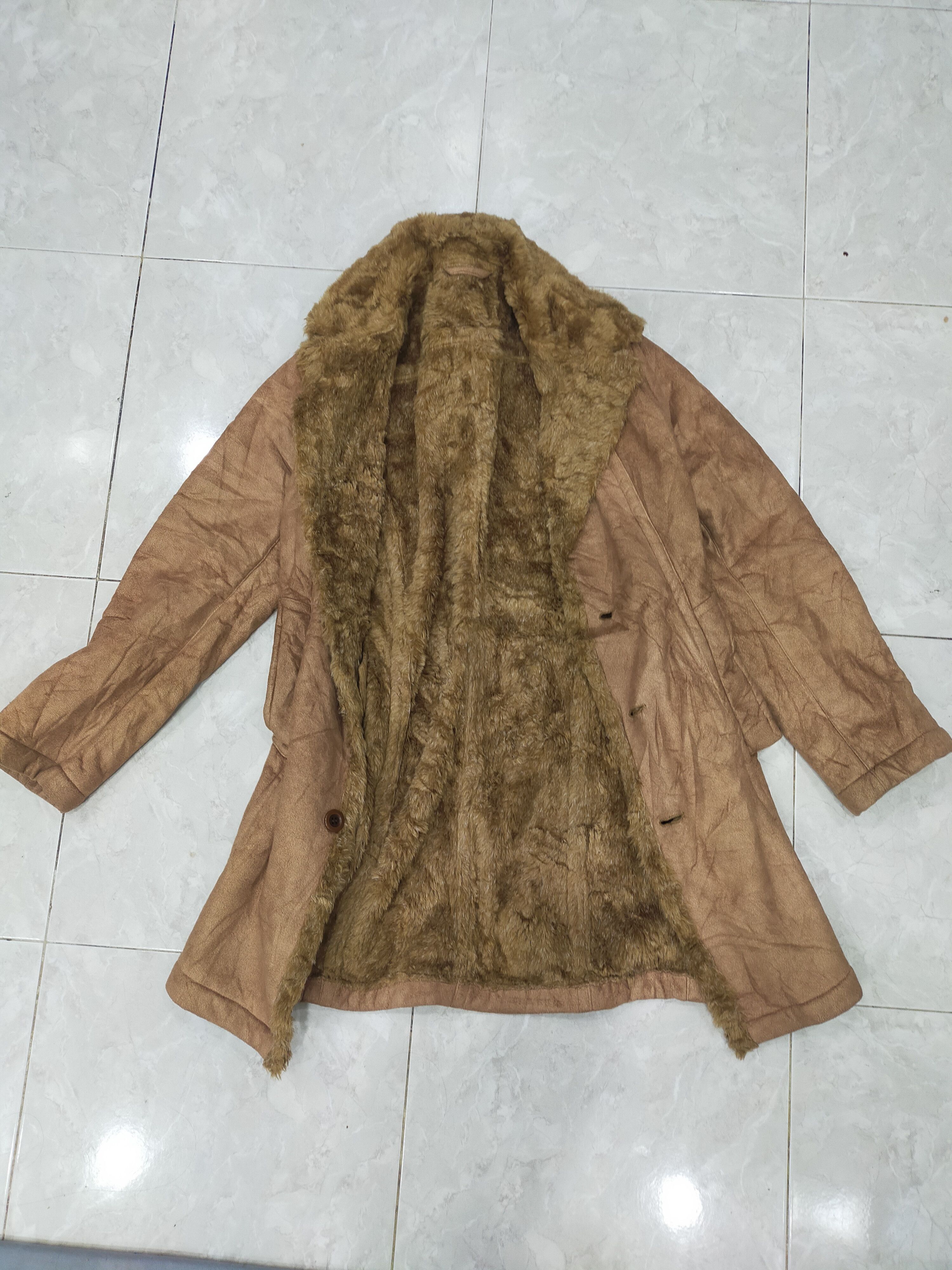 Custom Culture Jacket FoxFur inside - threedaughtersproperties.com