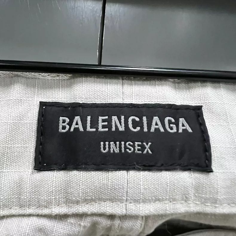 Balenciaga Balenciaga size XS Beige drawstring cargo wide-leg pants Size US 27 - 3 Thumbnail