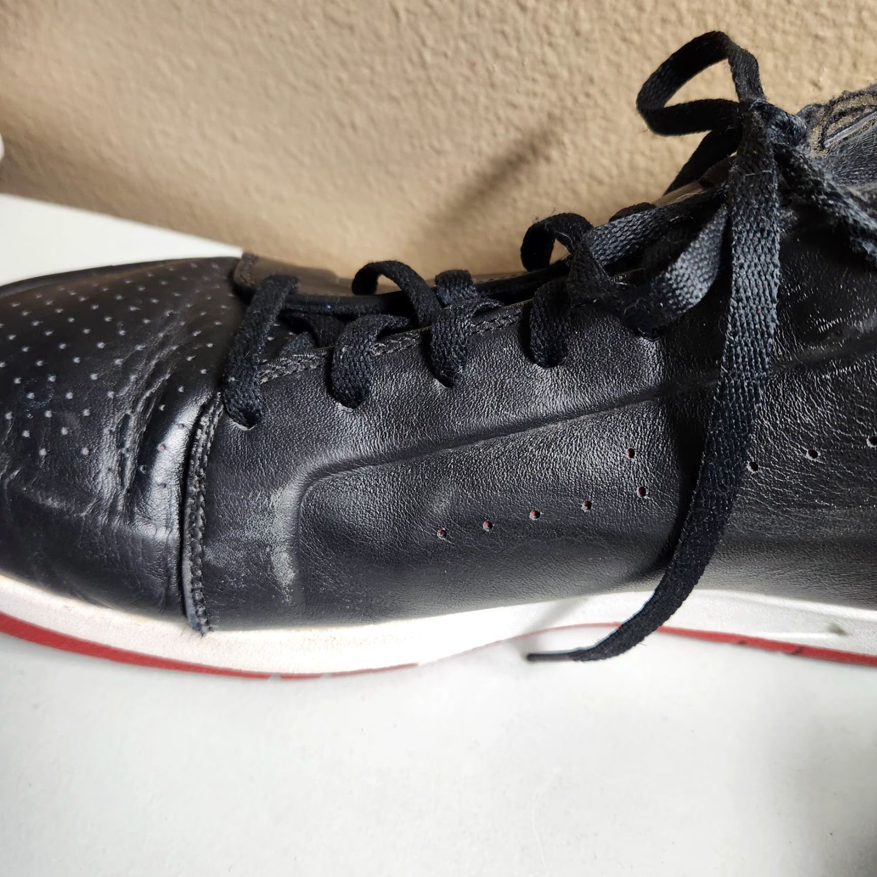 Nike VINTAGE Nike Air Jordan Mens |16| Black Leather Classic 82 Low Top Sneakers Size US M / EU 48-50 / 2 - 6 Thumbnail