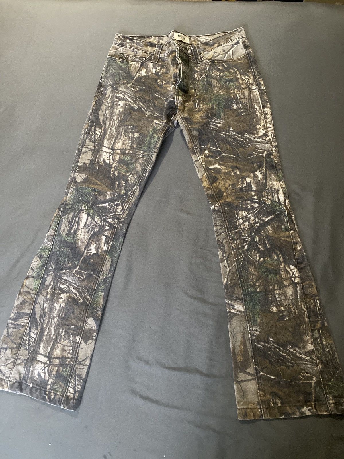 Mintcrew Mintcrew Real Tree Camouflaged Flare Pants Size US 30 / EU 46 - 3 Thumbnail