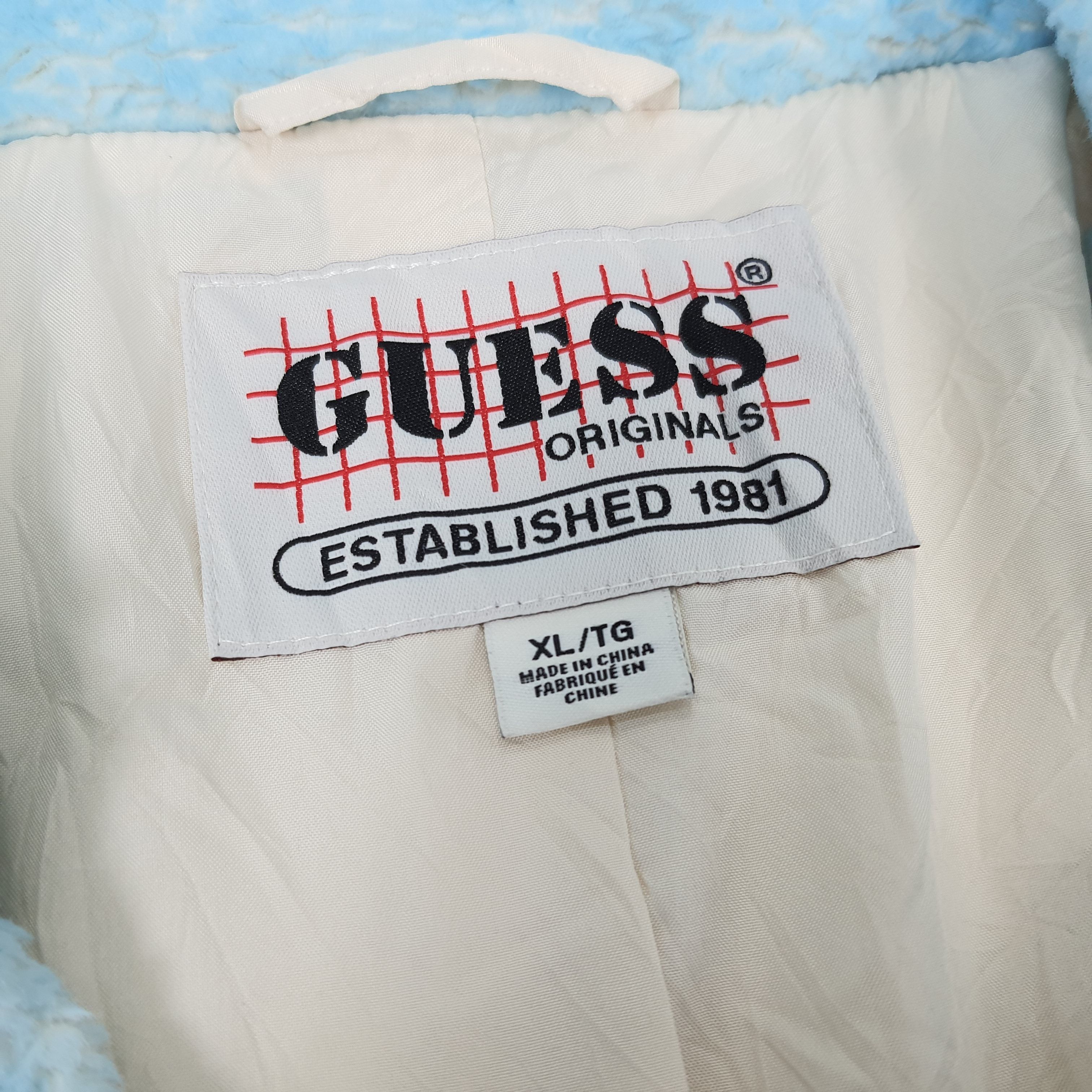 Guess × Vintage Vintage GUESS Original Art Winter Fleece Jacket Size US XL / EU 56 / 4 - 6 Thumbnail