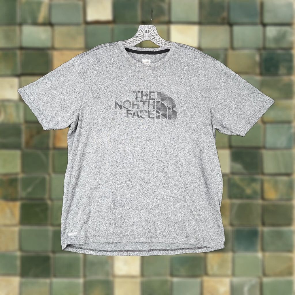 The North Face The North Face Mens Gray Short Sleeve T-Shirt Size M 100% Polyester Regular Sleeve Men Size US M / EU 48-50 / 2 - 1 Thumbnail