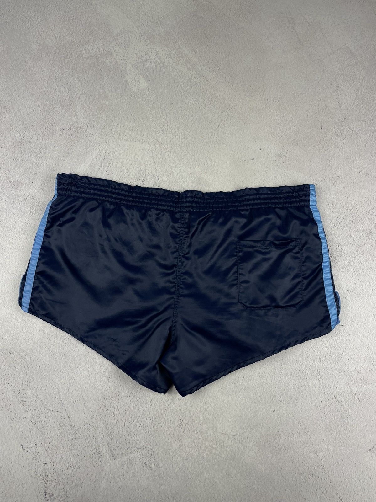 Adidas Vintage Adidas Navy Blue Shorts Made in West Germany 80s Size US 32 / EU 48 - 3 Thumbnail
