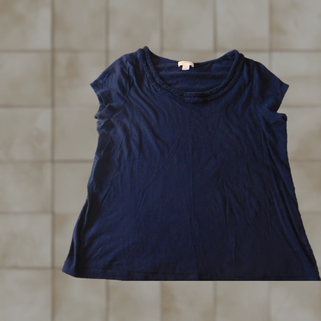 Ann Taylor Loft Ann Taylor Loft Blouse Short Sleeve Round Neck XL Blue Casual Women Regular 100% Cotton Button Pullover Size XL / US 12-14 / IT 48-50 - 1 Thumbnail