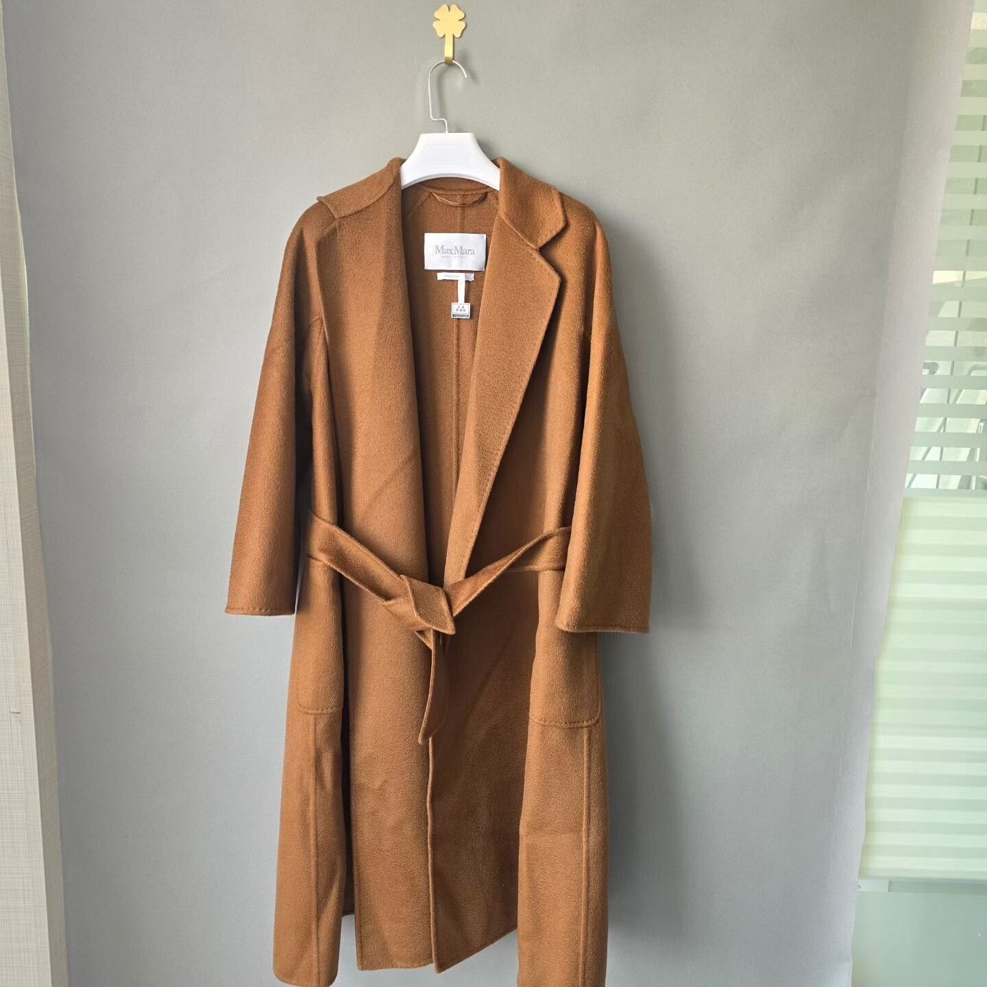 Max Mara MaxMara Ludmilla Brown Cashmere Coat Size XS / US 0-2 / IT 36-38 - 1 Thumbnail