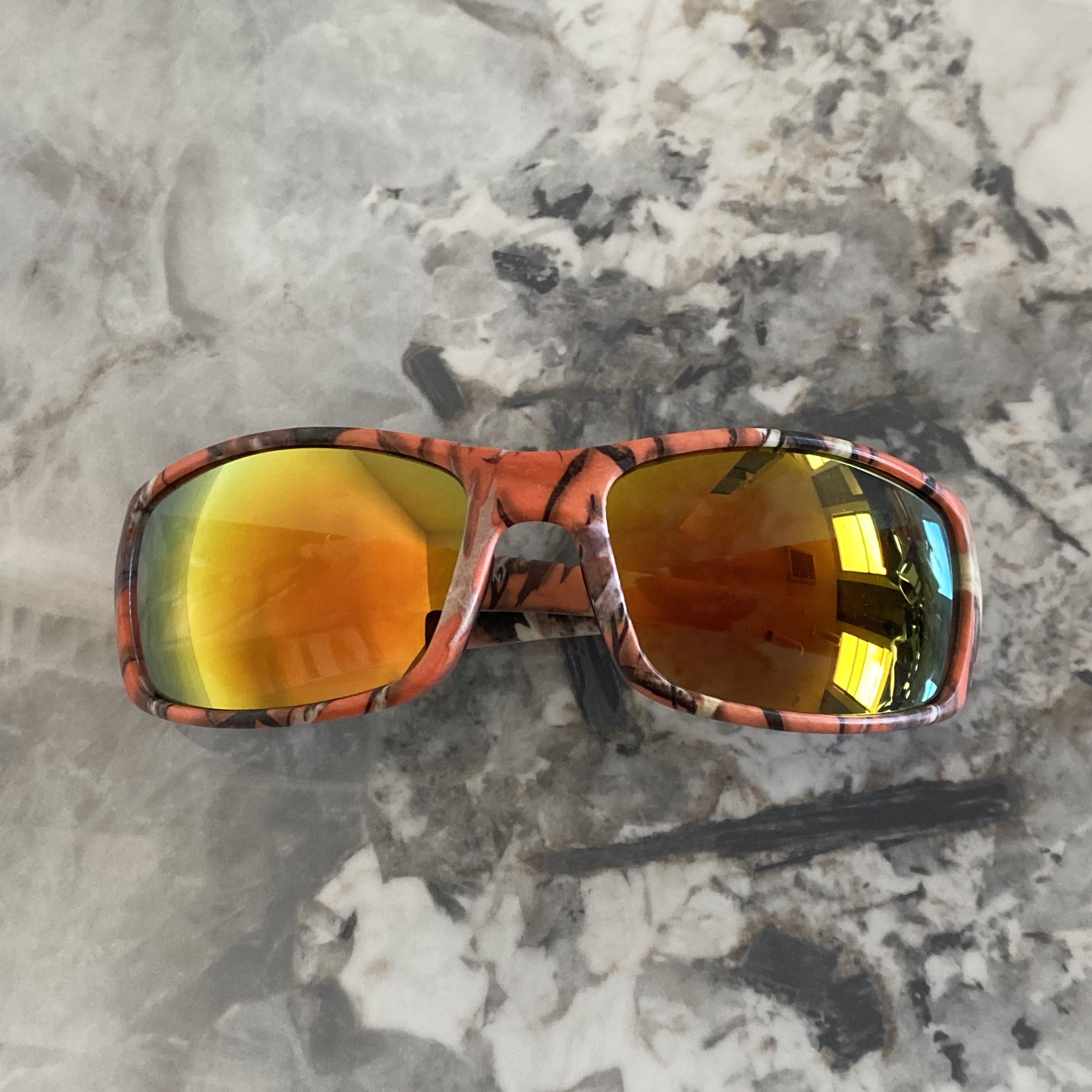 Vintage Orange and Black Camouflage Mirrored Sunglasses Size ONE SIZE - 1 Thumbnail