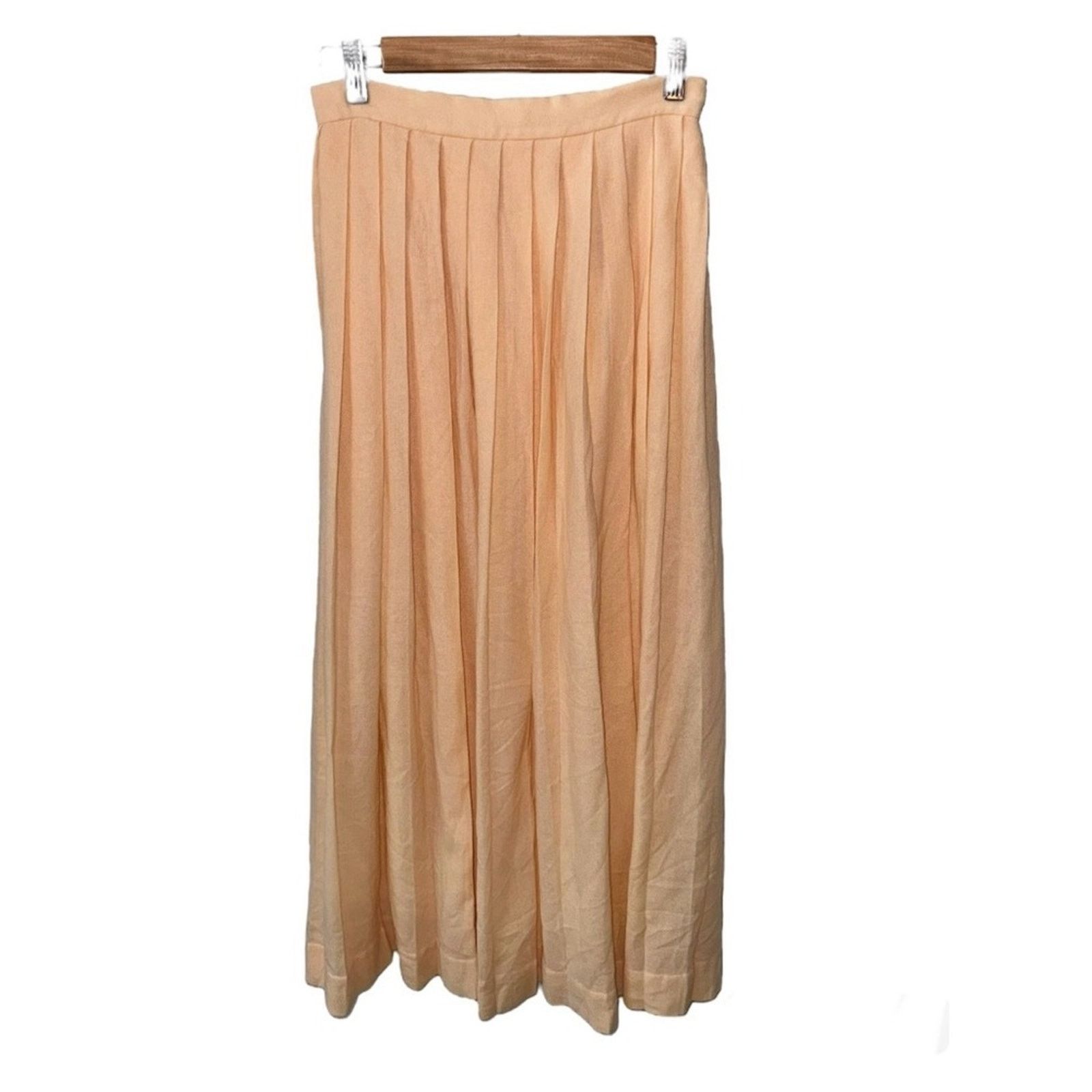 image of Vintage Peggy Jennings Designer 100% Cashmere Pleated Skirt - 6 in Light Peach, Women's (Size 28)