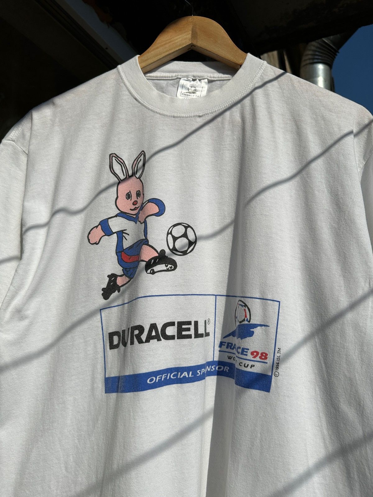 Vintage Vintage France 1998 Duracell World Cup Soccer T-Shirt Size US L / EU 52-54 / 3 - 4 Thumbnail