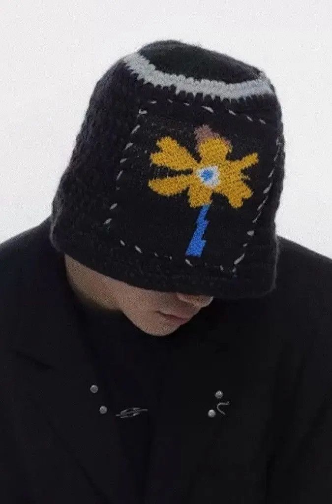 Japanese Brand Outdoor retro floral knitted tulip hat bucket hat Size ONE SIZE - 2 Thumbnail