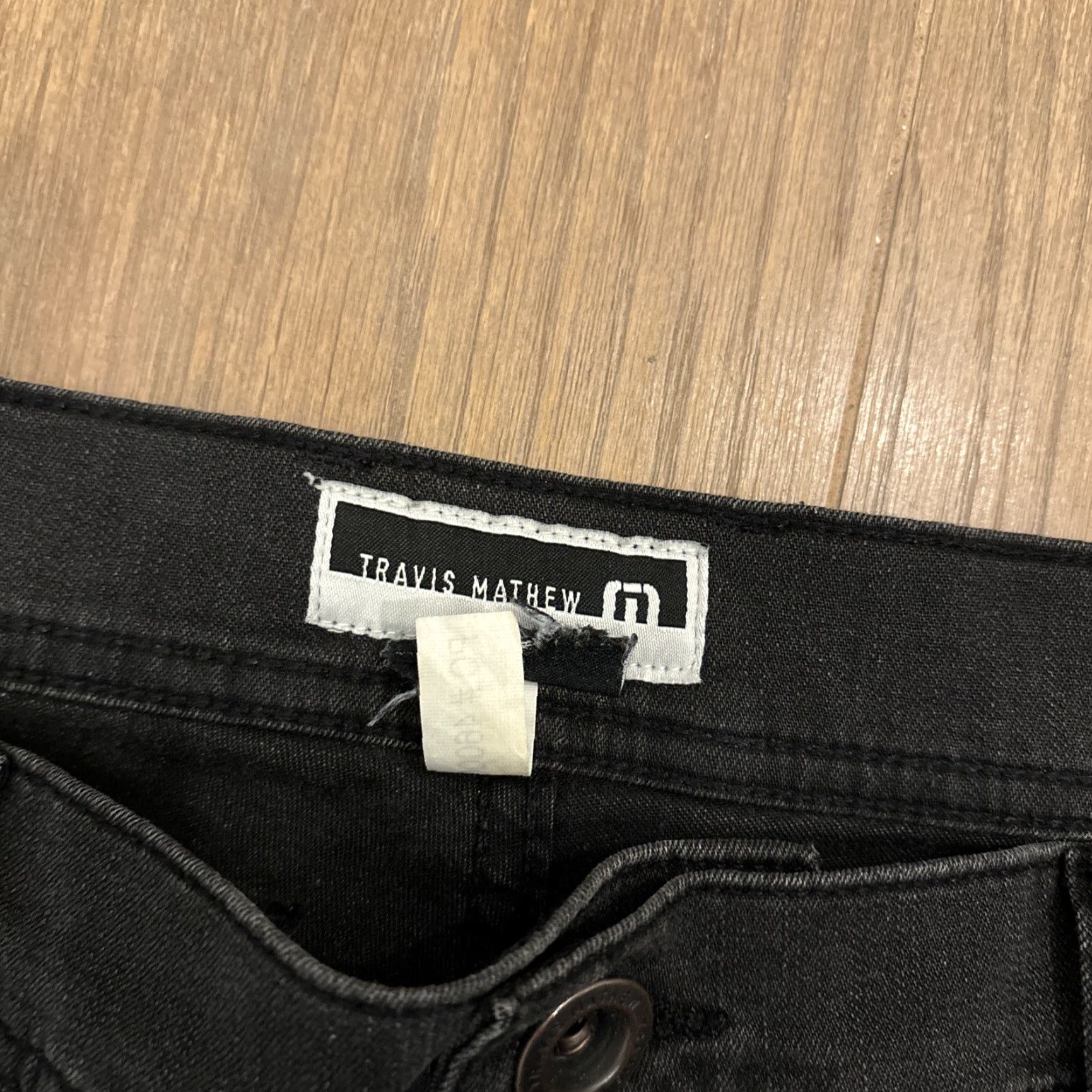TravisMathew Travis Mathew Jeans Mens 38 Black Straight Leg Denim Stretch Casual 38x32 Hard to read? Size US 38 / EU 54 - 4 Thumbnail