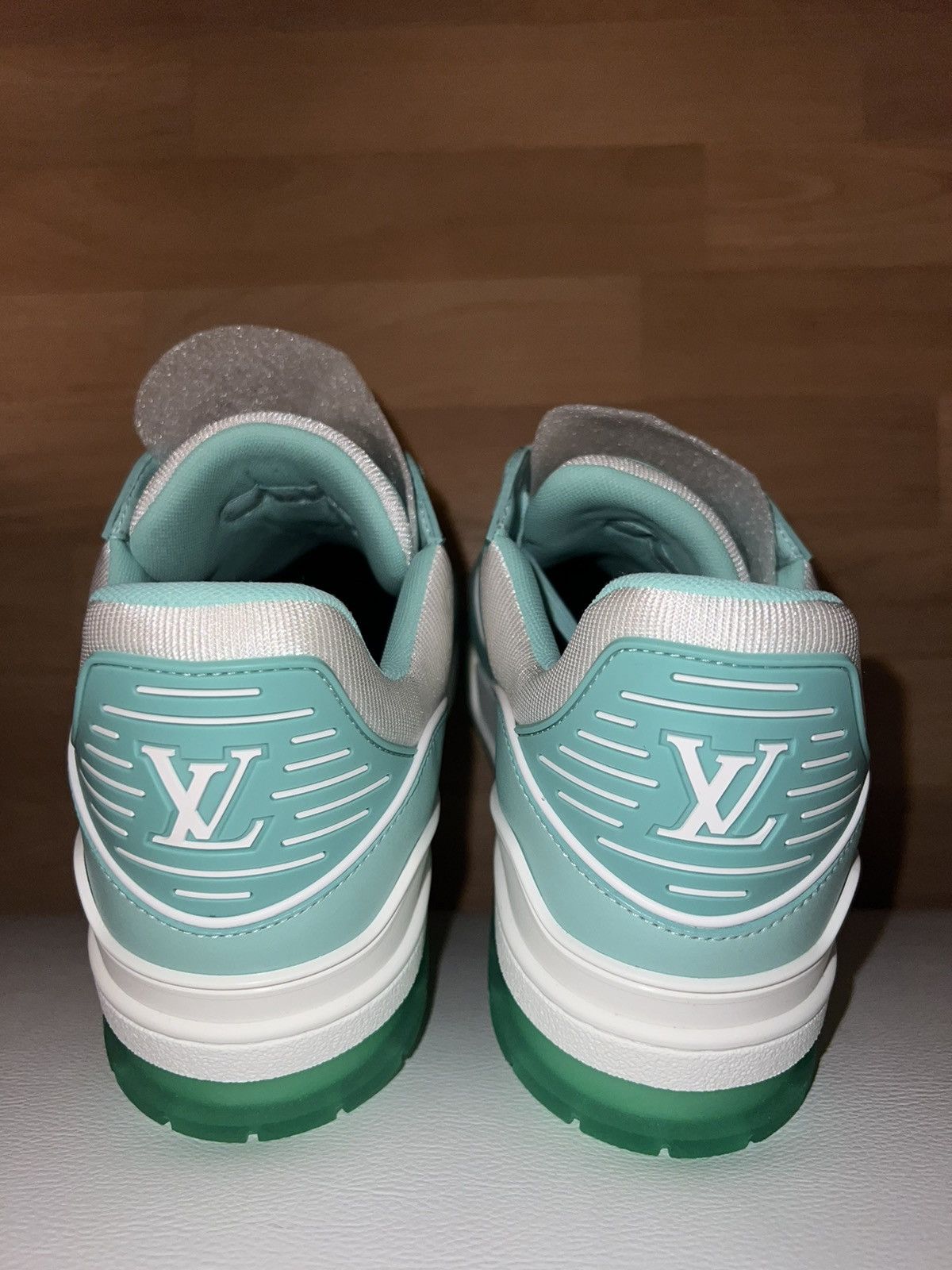 Louis Vuitton LV TRAINER SNEAKER Size US 11 / EU 44 - 13 Thumbnail