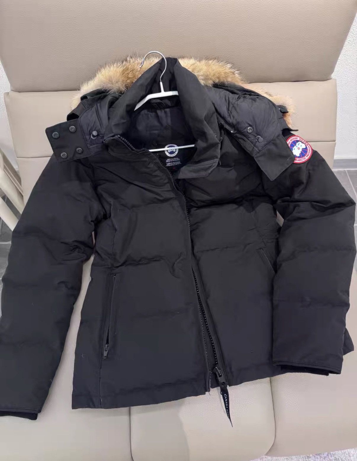 Canada Goose Canada Goose Chelsea Women's Black Hooded Down Parka J38 Size L / US 10 / IT 46 - 1 Thumbnail