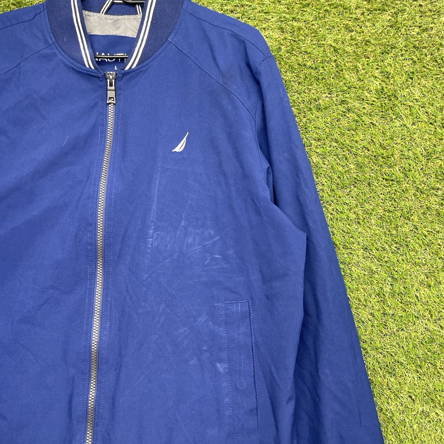 Nautica VINTAGE NAUTICA Windbreaker Jacket Mens L Blue Waterproof Hooded Wind Resistant Outdoor Hiking Weather Size US L / EU 52-54 / 3 - 2 Thumbnail