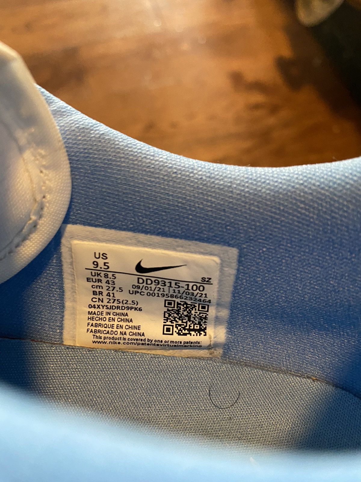 Jordan Brand × Nike Jordan 1 Retro UNC Golf Lows - Size 9.5 Size US 9.5 / EU 42-43 - 6 Thumbnail