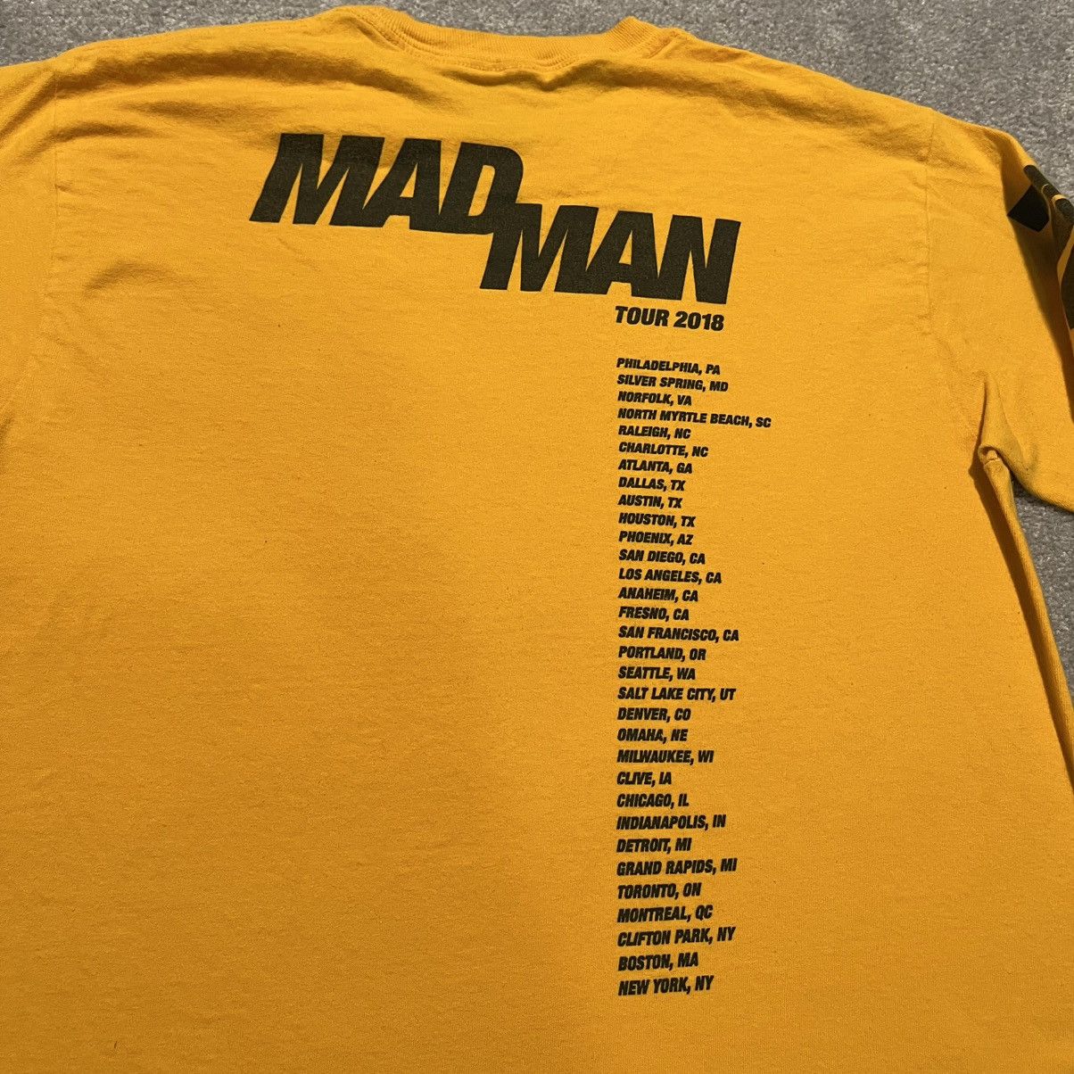 A$AP Rocky ASAP Ferg Mad Man 2018 Tour Rap Logo Longsleeve T Shirt Gold Size US M / EU 48-50 / 2 - 8 Thumbnail