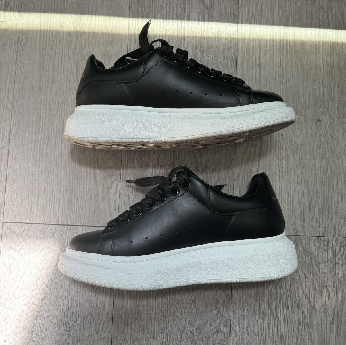 Alexander McQueen Black and white Alexander mcqueens Size US 7.5 / IT 37.5 - 1 Thumbnail