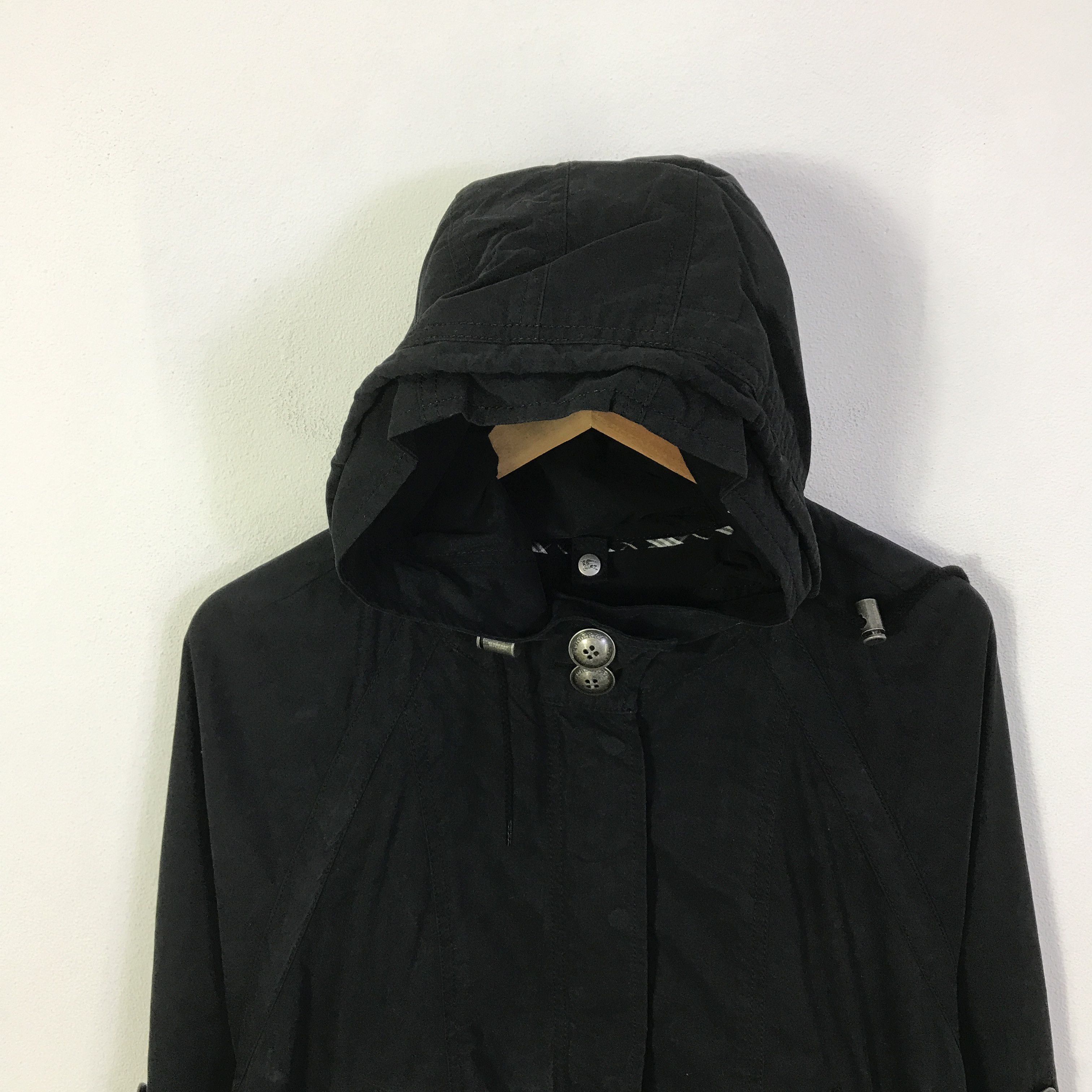 Burberry Burberry Cropped design jacket K88B12 Size US M / EU 48-50 / 2 - 2 Thumbnail