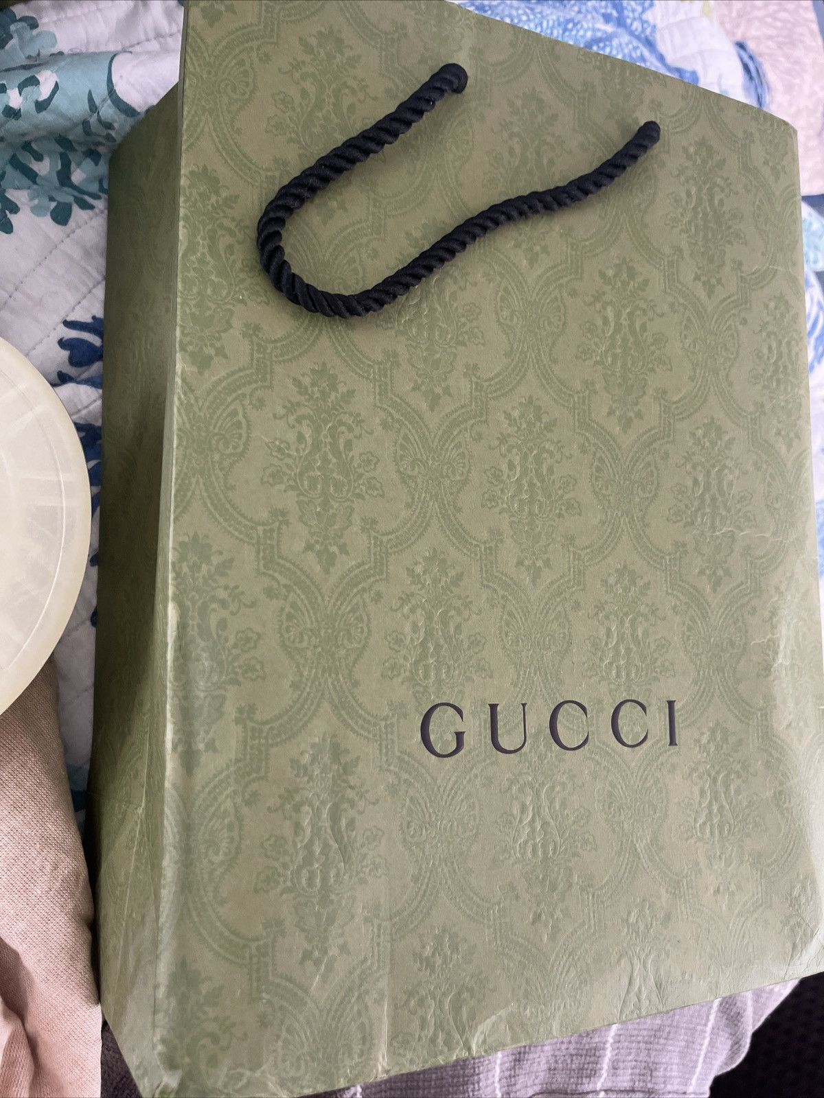 Gucci Gucci Glow in the Dark Slides Sandals Men’s size 9 PREOWNED Size US 9 / EU 42 - 7 Thumbnail