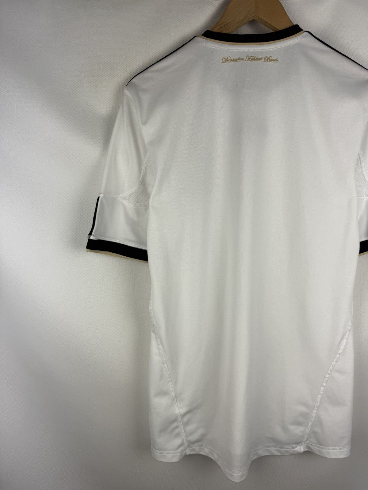 Adidas Adidas Germany 2010 2011 Home Soccer Jersey Shirt P41477 Size US M / EU 48-50 / 2 - 19 Thumbnail