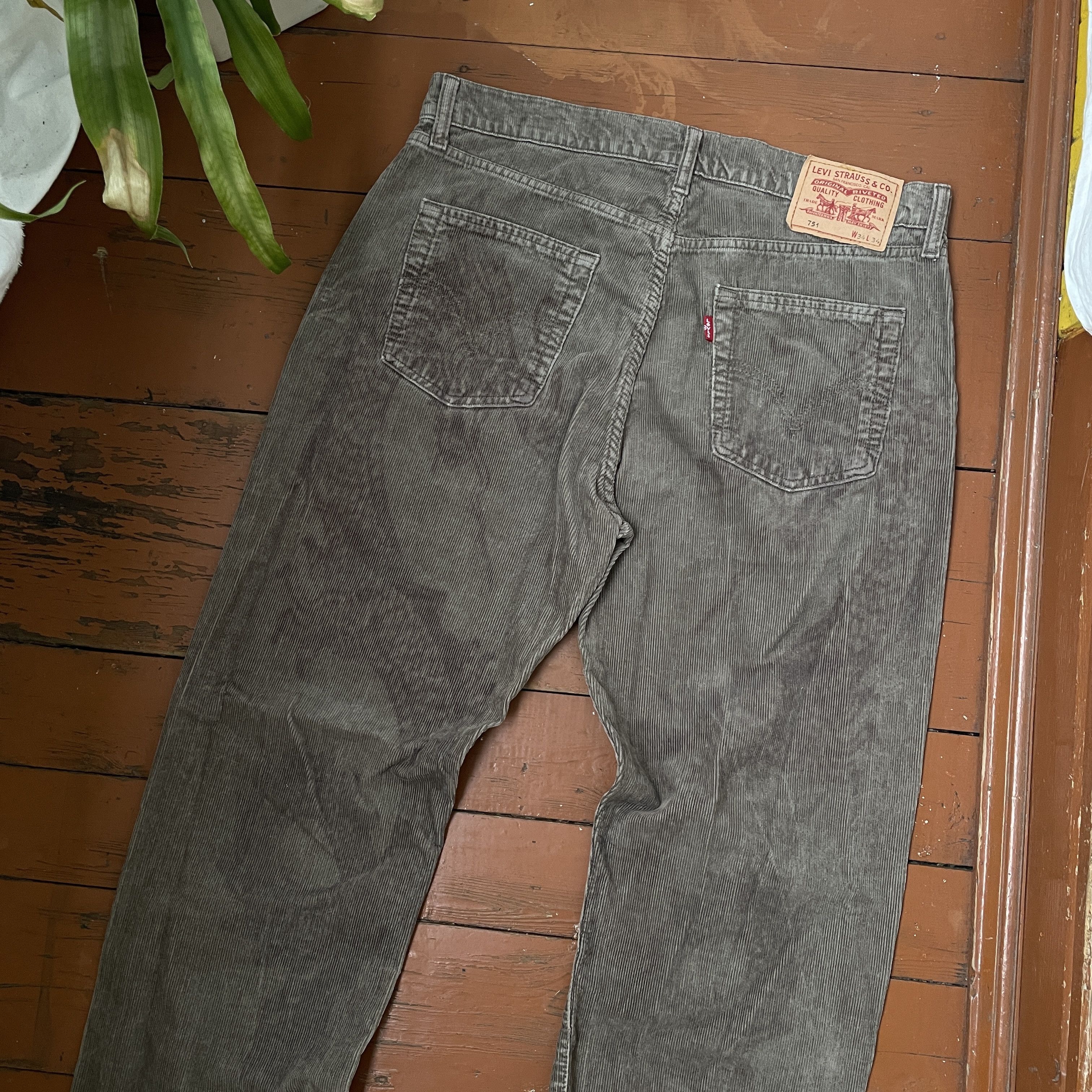 Levi's Custom Levi's Corduroy pants 1of1 japanese style faded Size US 34 / EU 50 - 4 Thumbnail