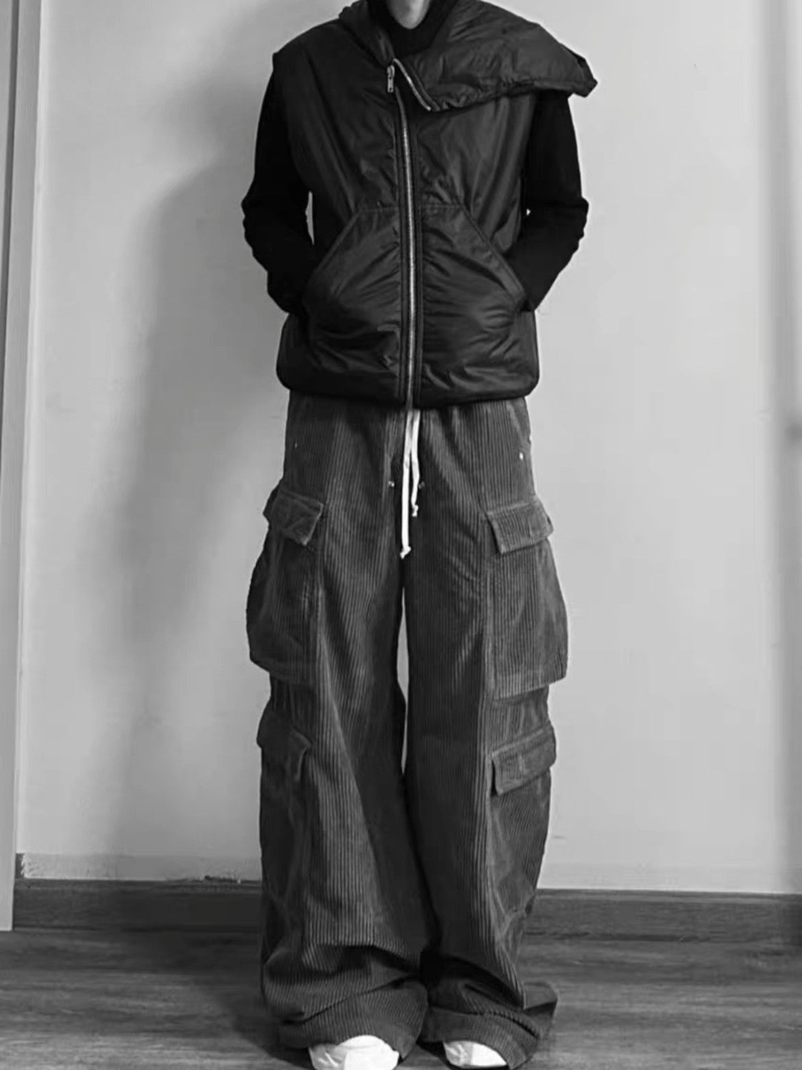 Rick Owens Sz xs Rick Owens Drkshdw Corduroy CargoBela Size US 30 / EU 46 - 7 Thumbnail