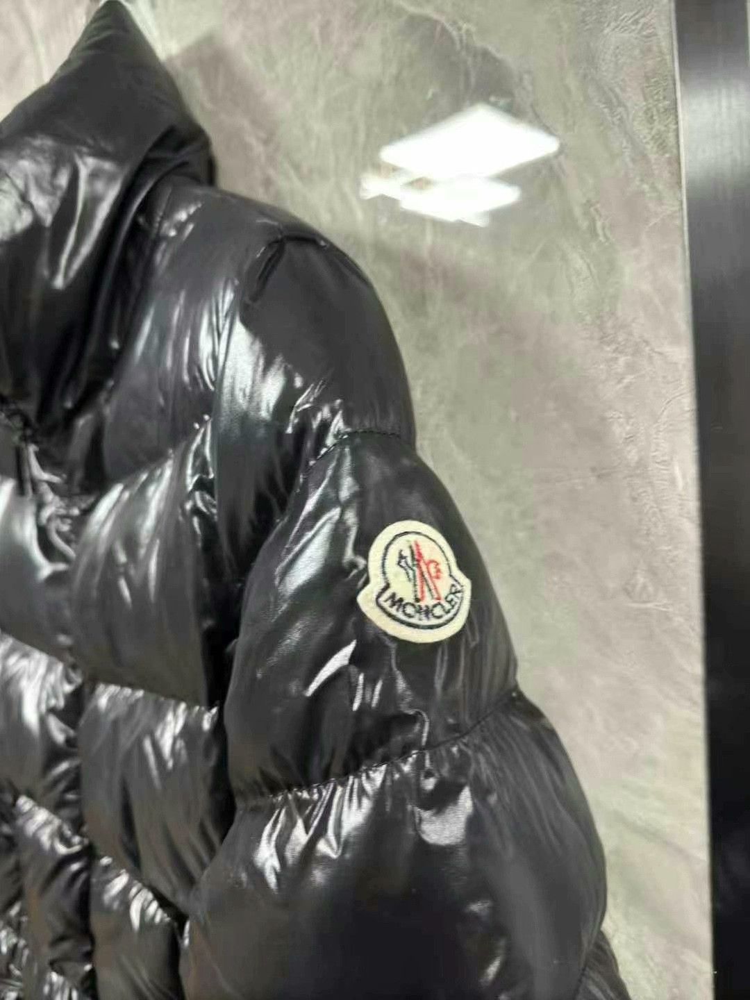 Moncler moncler danae black down jacket size 2 Size M / US 6-8 / IT 42-44 - 1 Thumbnail