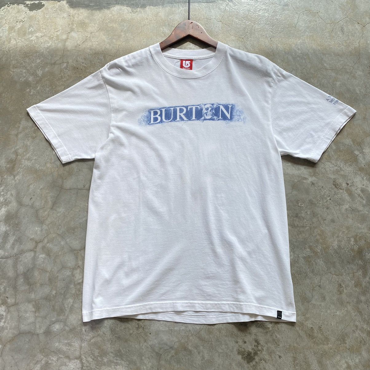 Burton Vintage 2007 Andrei Molodkin For Burton Skull Tee Size US L / EU 52-54 / 3 - 2 Thumbnail