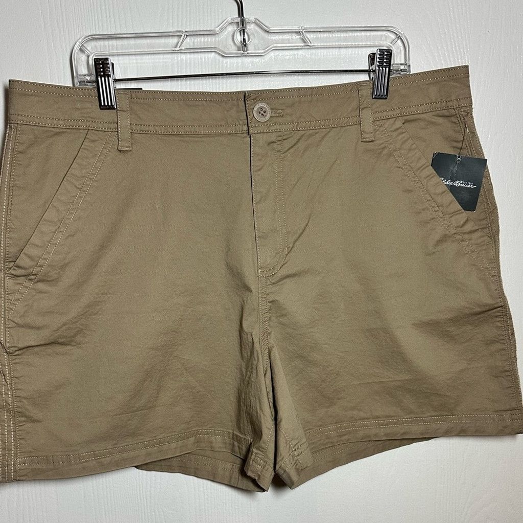 Eddie Bauer Eddie Bauer Womens Aspire Chino Shorts in Light Khaki Size 40" / US 18 - 3 Thumbnail