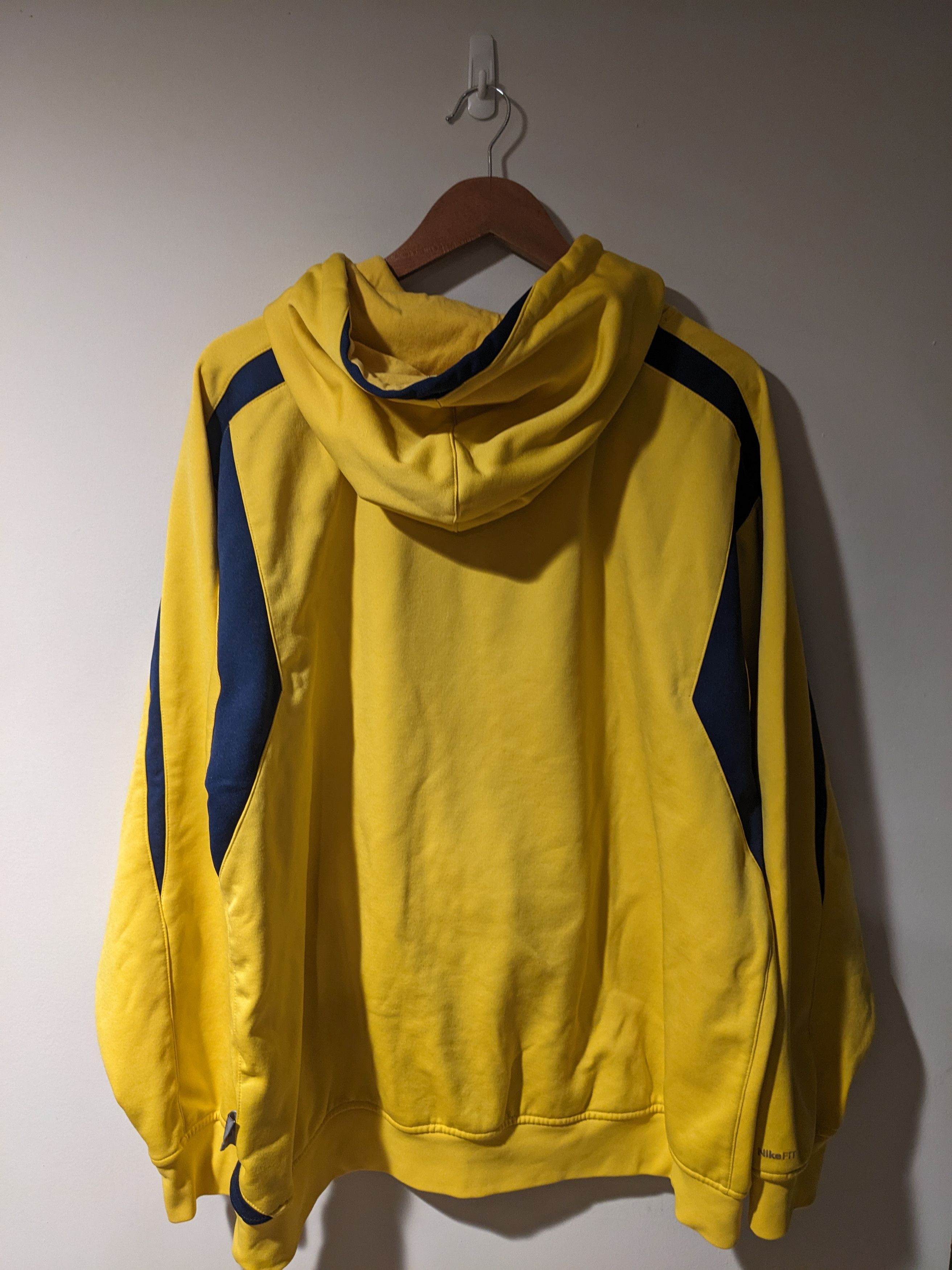 Nike × Vintage Vintage Y2K Michigan University Nike Center Swoosh Hoodie Size US L / EU 52-54 / 3 - 10 Thumbnail