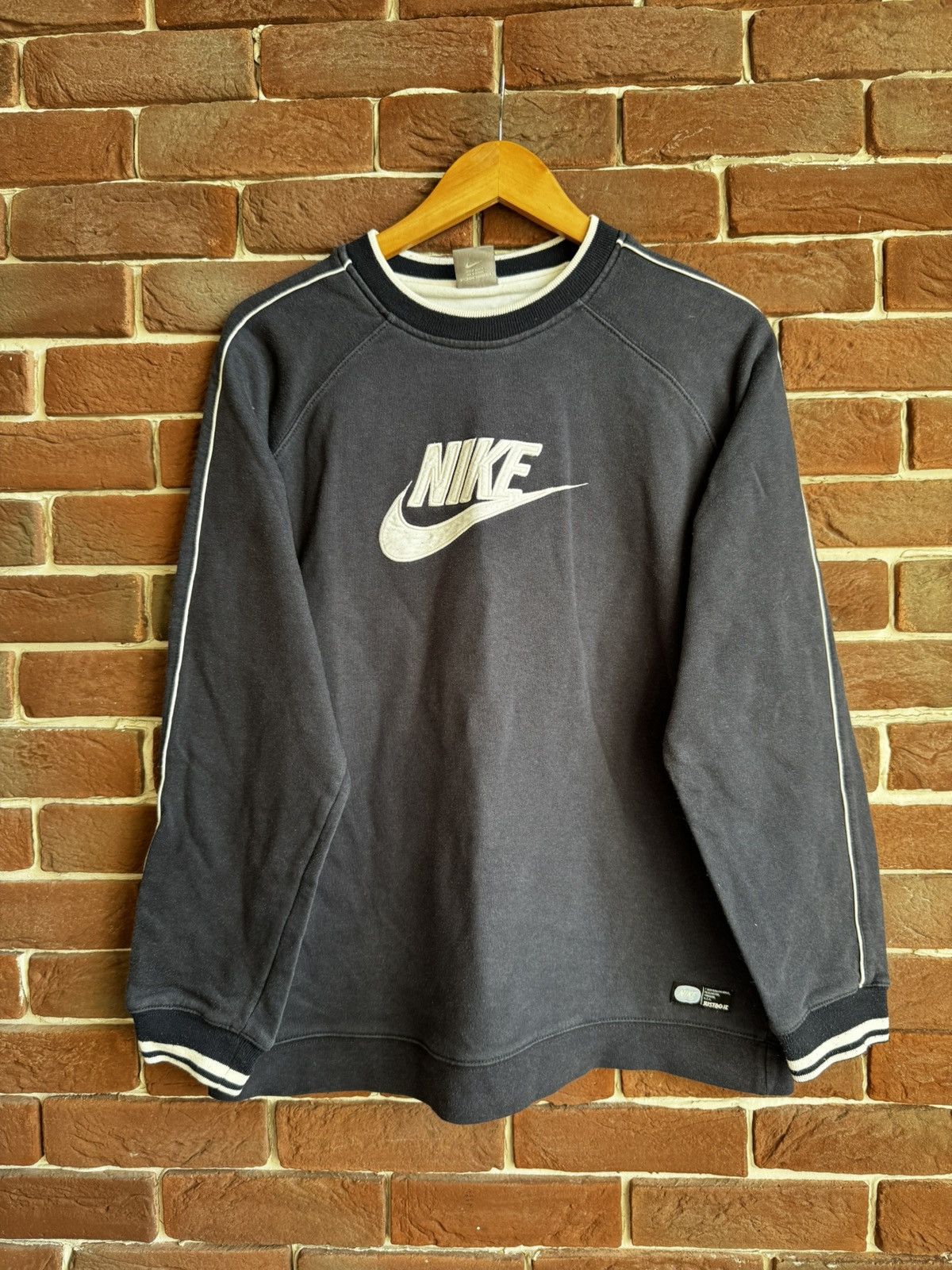 Nike 00s Vintage Nike Sweatshirt Big Logo Baggy Sweatshirt Size US M / EU 48-50 / 2 - 1 Thumbnail