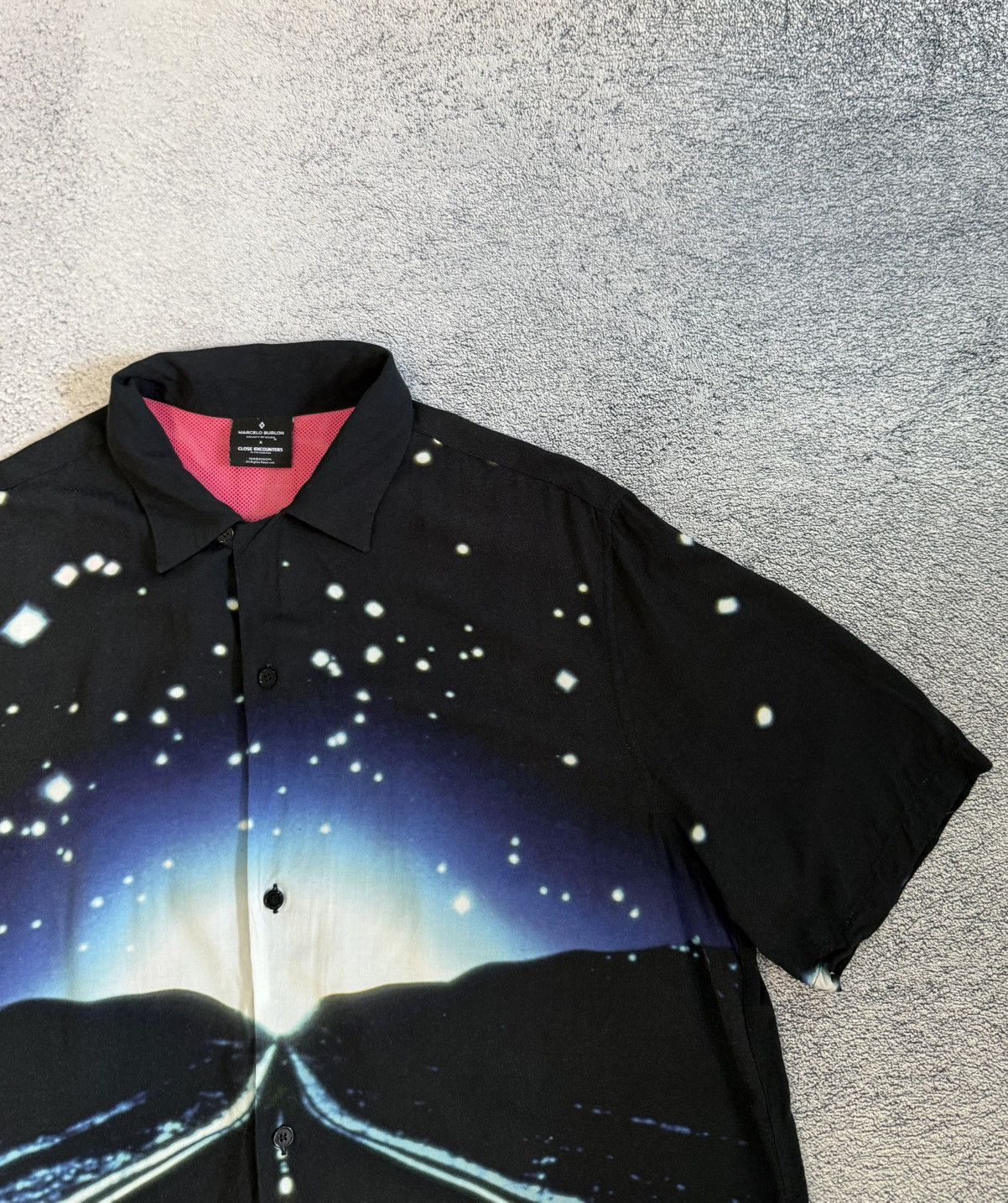 Marcelo Burlon Marcelo Burlon Close Encounters Highway Shirt Viscose MItaly Size US M / EU 48-50 / 2 - 8 Thumbnail