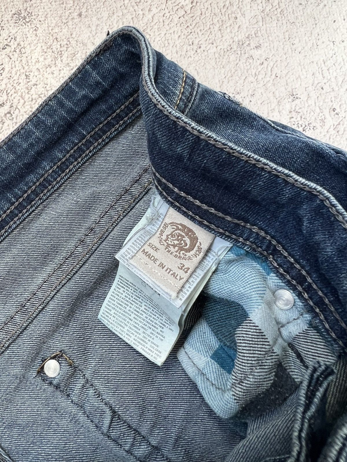 Diesel × If Six Was Nine × Vintage Vintage Diesel Faded Jeans Y2K Size US 34 / EU 50 - 7 Thumbnail
