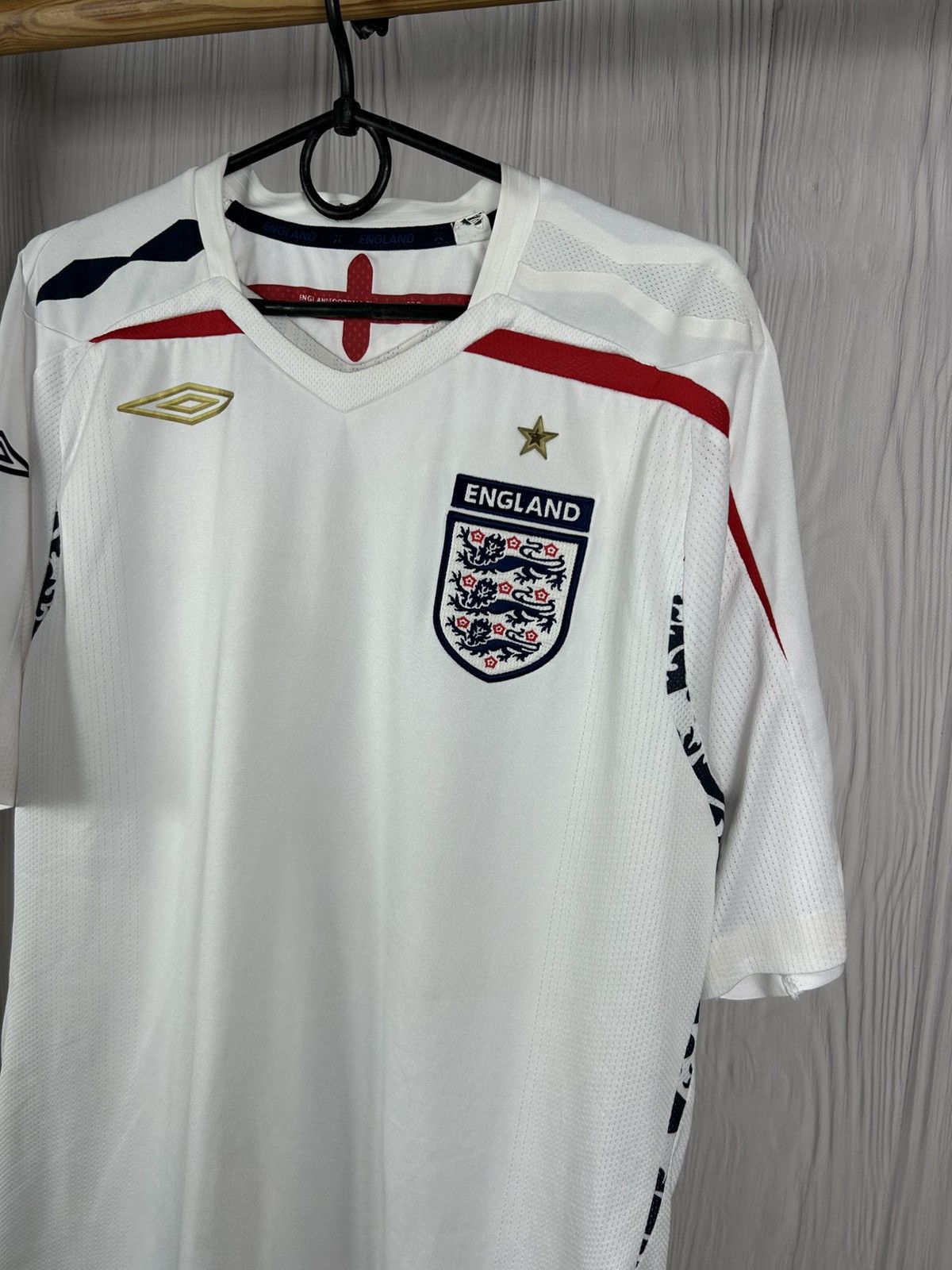Umbro Umbro England 2007/2009 Football Shirt Soccer Jersey Size M Size US M / EU 48-50 / 2 - 3 Thumbnail