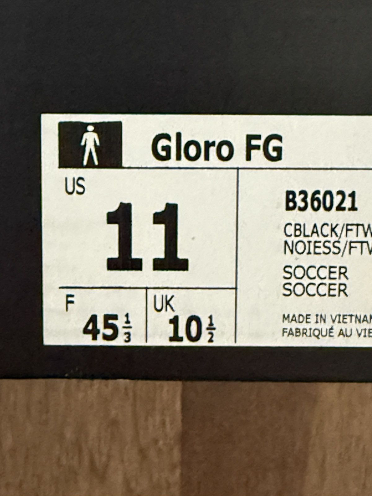 Adidas Adidas Gloro’s Size US 11 / EU 44 - 5 Thumbnail