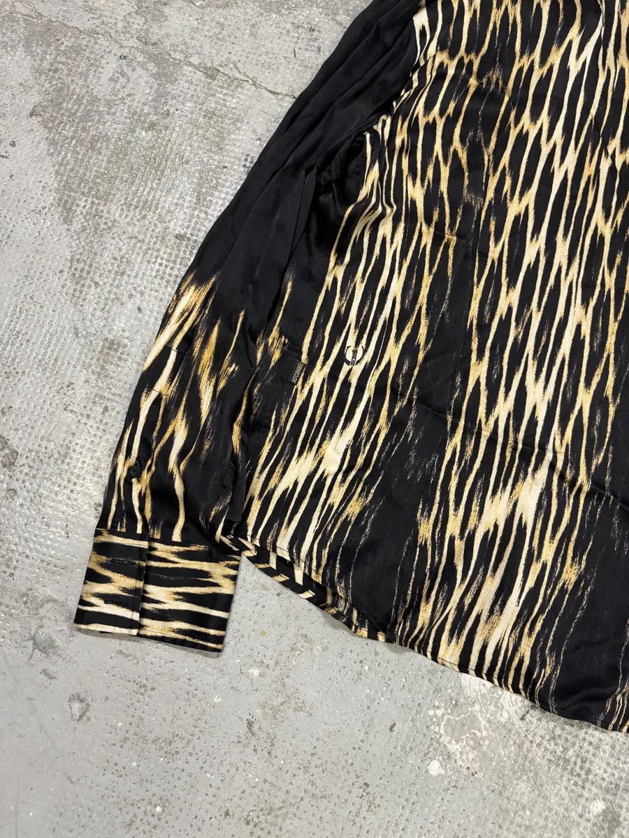 Just Cavalli 2000s Cavalli Black Silk Guava Fire Shirt Size US L / EU 52-54 / 3 - 6 Thumbnail