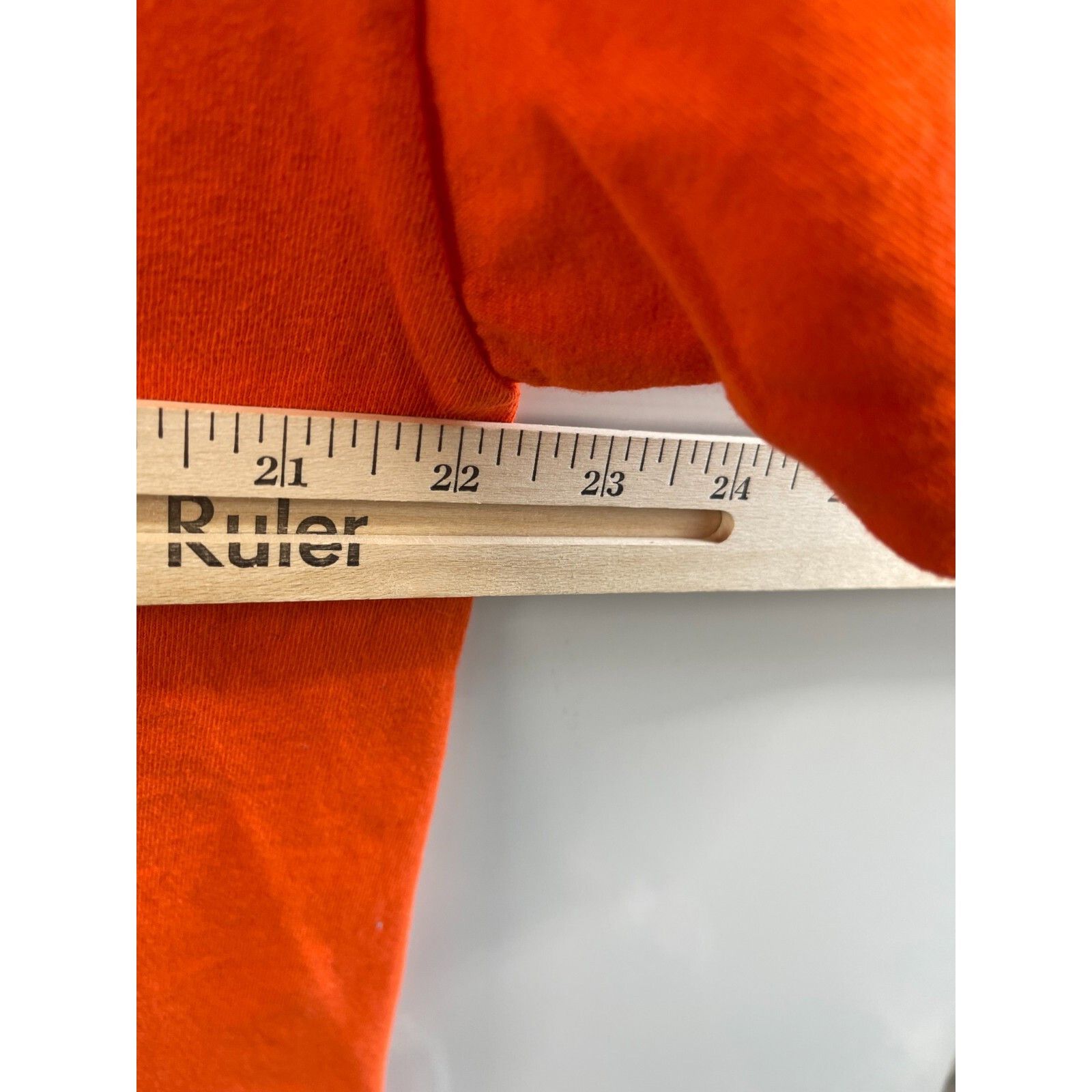 Gildan VTG RARE NEW YORK ISLANDERS NHL YES NETWORK AOP T-SHIRT 2019 Size US XL / EU 56 / 4 - 6 Thumbnail