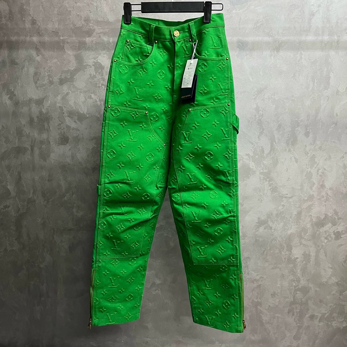 Louis Vuitton Louis Vuitton Green Cargo Jeans Size US 29 - 1 Thumbnail