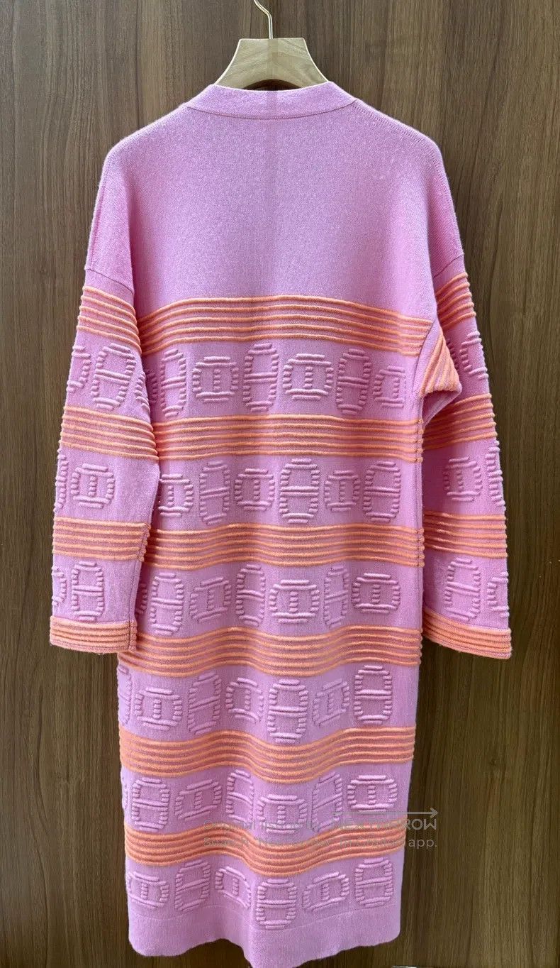 Hermes Hermes Pink cashmere knit cardigan Size XXS / US 00 / IT 34 - 2 Thumbnail