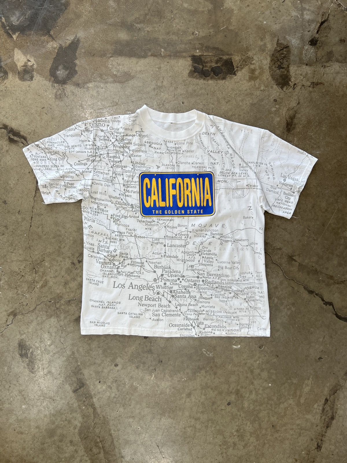 Vintage Vintage AOP California Golden State Map Single Stitch XXL Size US XXL / EU 58 / 5 - 2 Thumbnail
