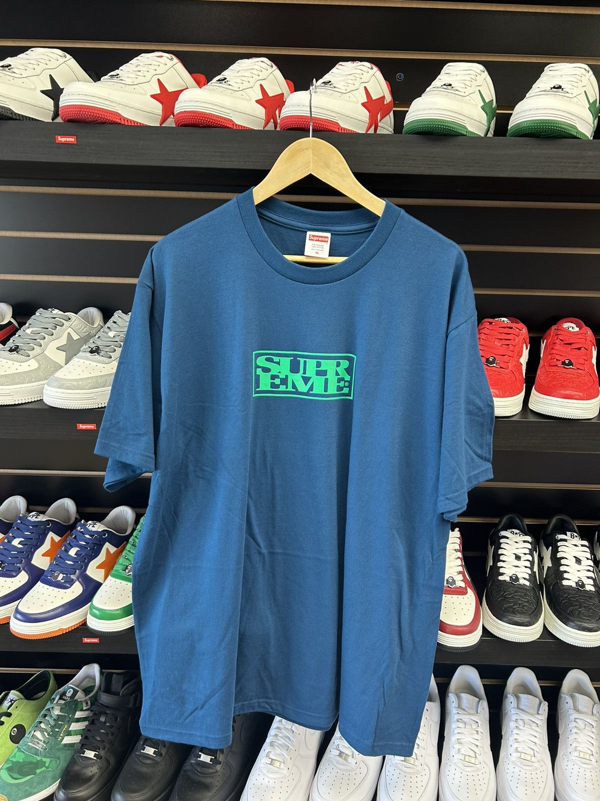 Supreme Supreme T-shirt Size US XL / EU 56 / 4 - 1 Thumbnail