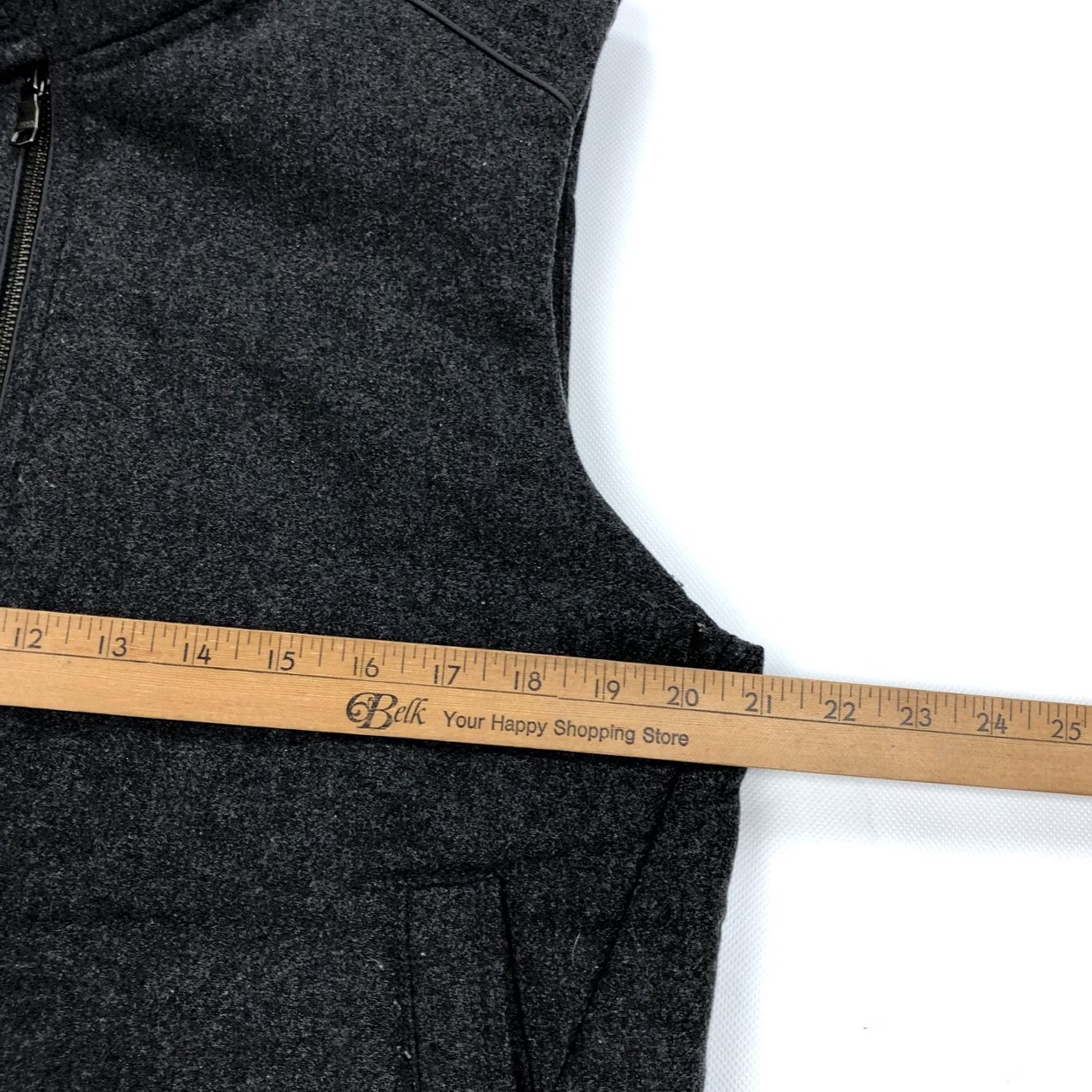 Banana Republic VINTAGE Banana Republic Men's Gray Wool Blend Quilted Puffer Vest Full Zip Size M Size US M / EU 48-50 / 2 - 7 Thumbnail