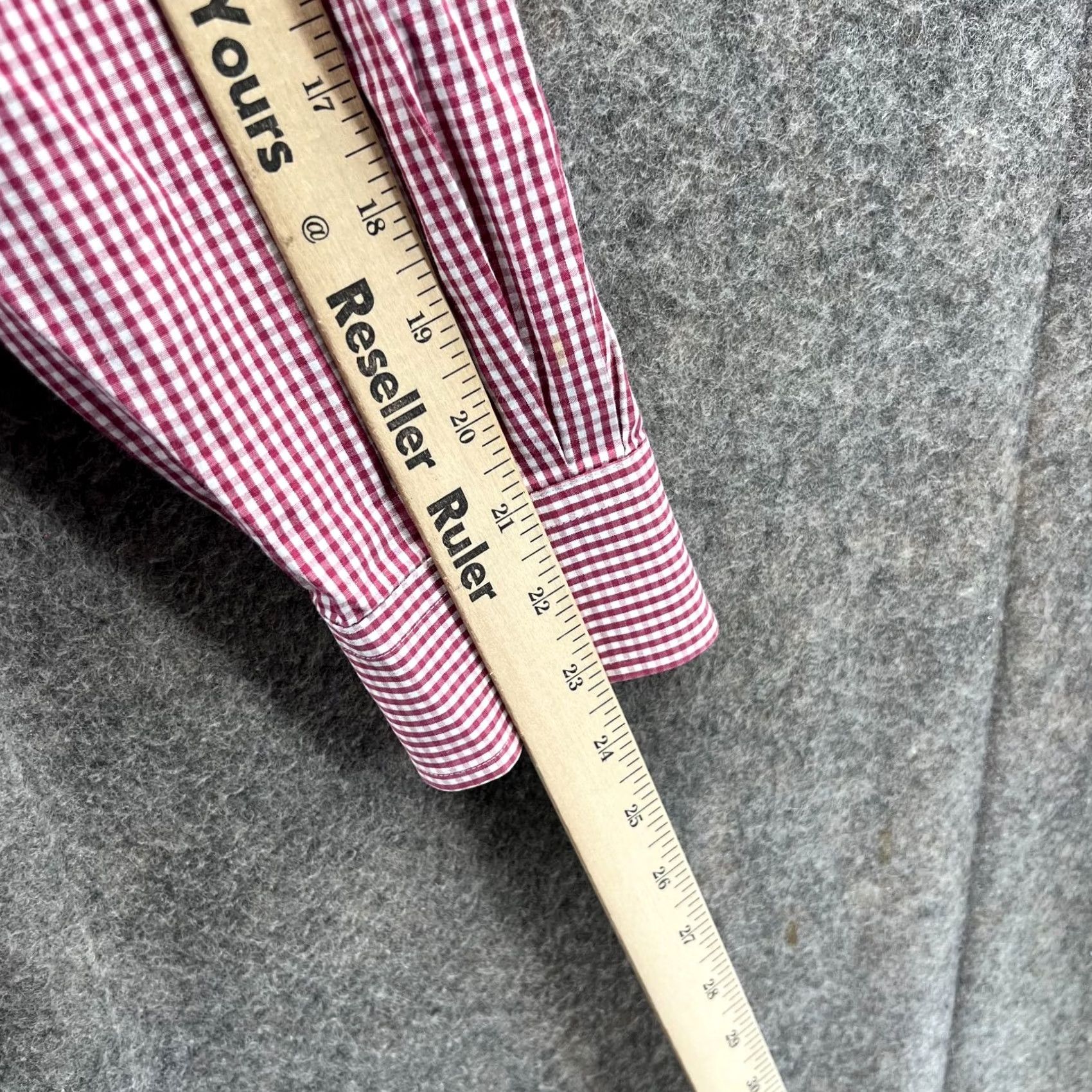 Vineyard Vines Vineyard Vines Shirt Mens M Red Button-Up Whale Preppy Check Gingham | Button-Down Collar | Long Sleeve | Cotton | Classic Fit - Vintage Size 40R - 5 Thumbnail