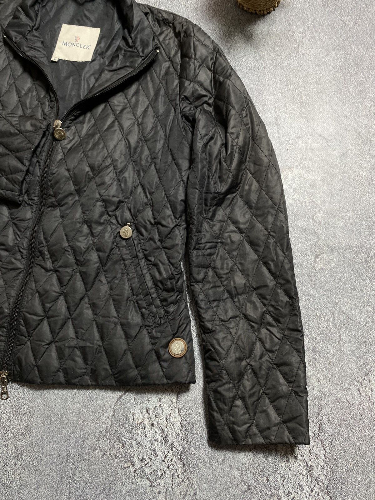 Moncler Moncler quilted jacket vintage 2000x size M Size M / US 6-8 / IT 42-44 - 2 Thumbnail