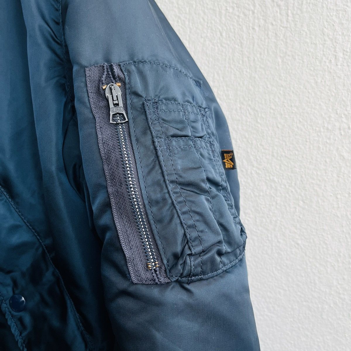 Alpha Industries Dark Green ALPHA INDUSTRIES AVIREX MA-1 Reversible Bomber Size US M / EU 48-50 / 2 - 10 Thumbnail