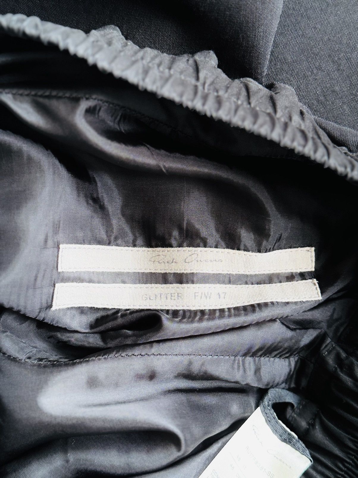 Rick Owens Rick Owens FW17 wool/silk cropped pants Size US 32 / EU 48 - 4 Thumbnail