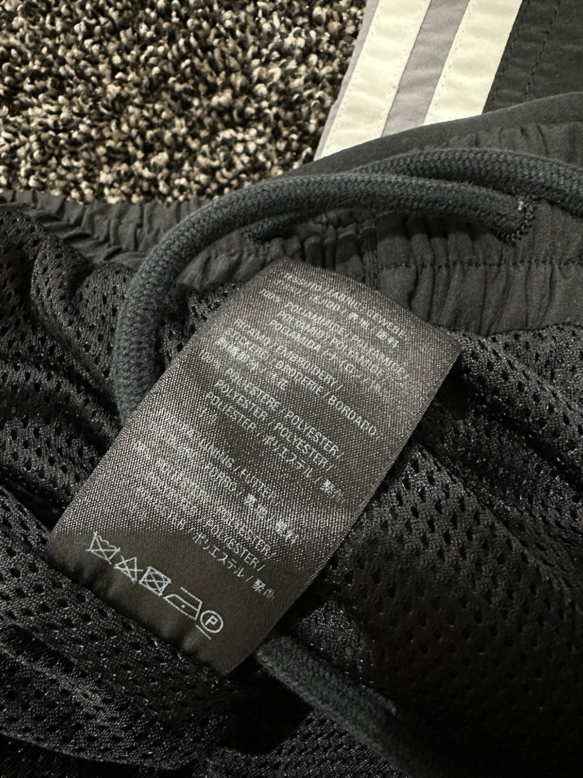 Balenciaga Balenciaga Unifit Sporty B Logo Track Black Nylon Pants Size US 34 / EU 50 - 11 Thumbnail