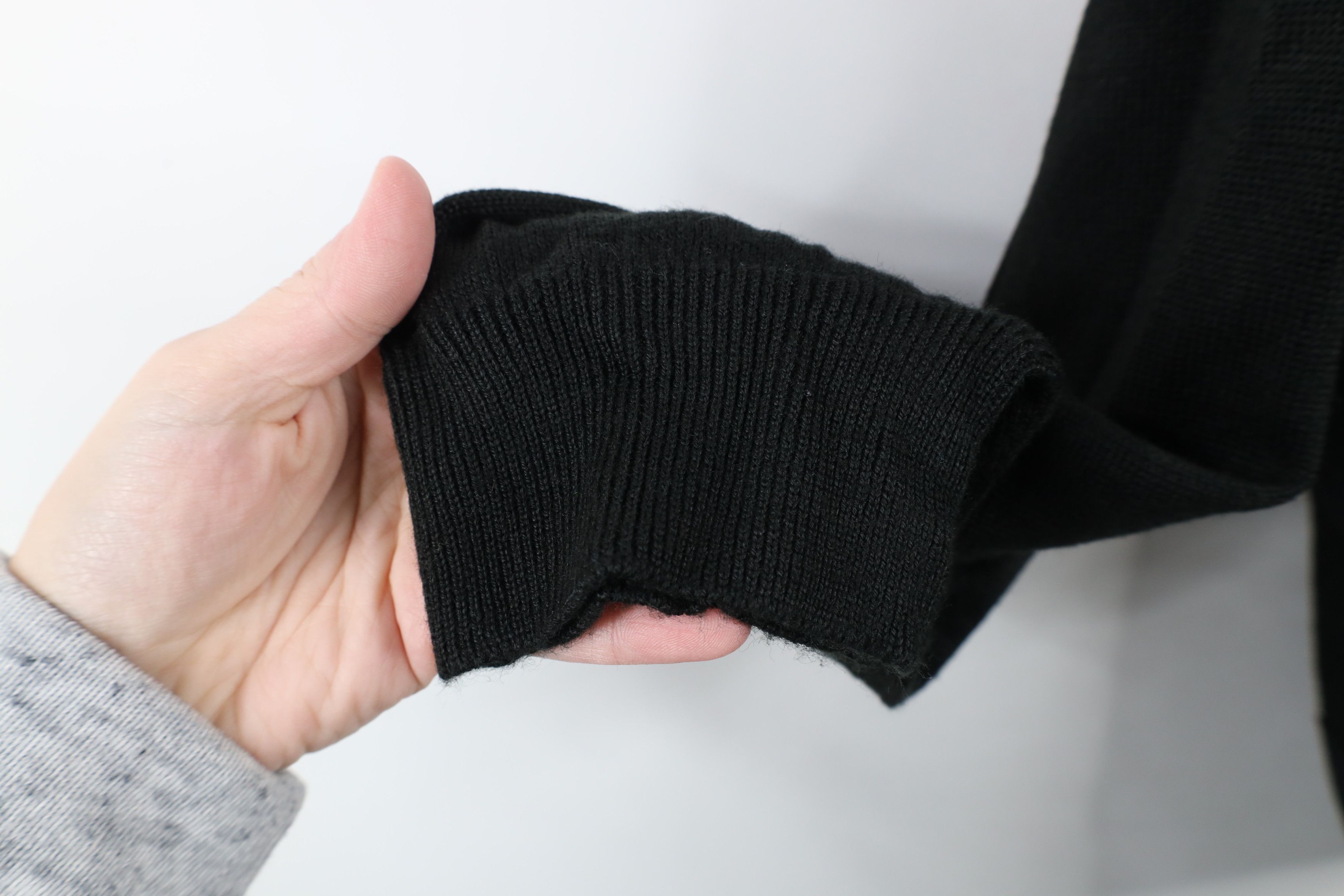 Vintage Vintage 90s Streetwear Patchwork Knit Crewneck Sweater Black Size US L / EU 52-54 / 3 - 6 Thumbnail