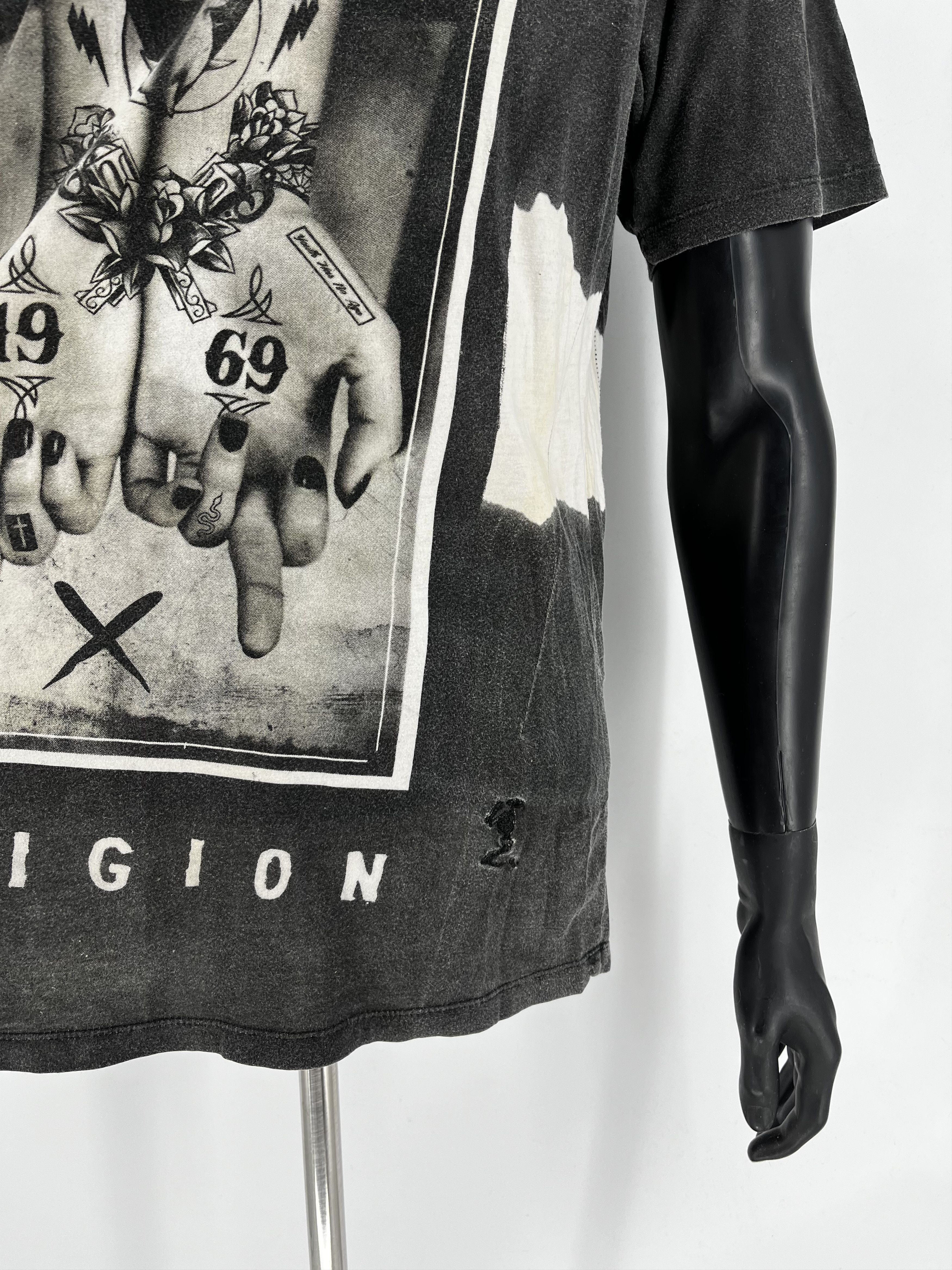 Vintage Vintage Y2K Religion 19 69 T-Shirts ART Size US M / EU 48-50 / 2 - 7 Thumbnail