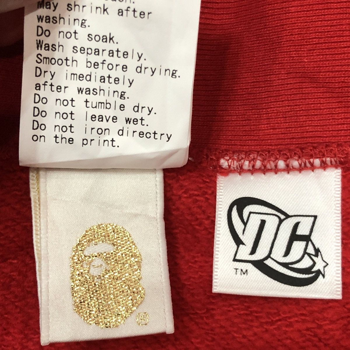 Bape × DC Comics Bape X The Flash Crewneck Size US S / EU 44-46 / 1 - 7 Thumbnail