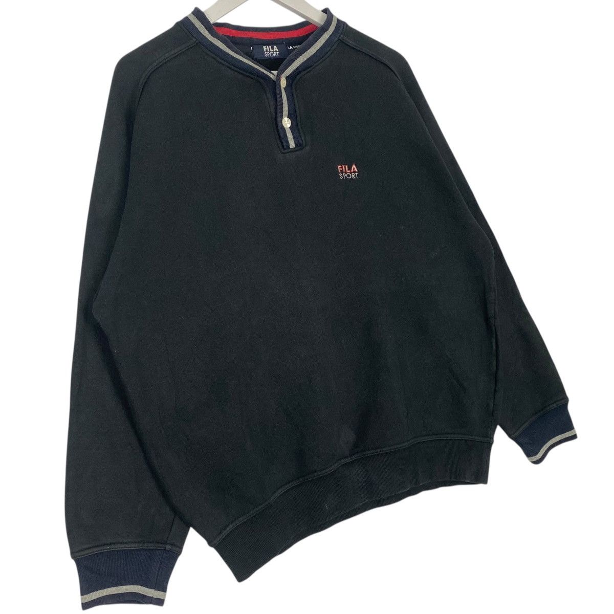 Vintage Vintage Fila Sweatshirt Crewneck Patch Logo Black Size L Size US L / EU 52-54 / 3 - 3 Thumbnail